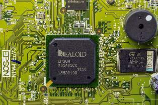 Old Question Paper 2068 Bhadra - Basic Electronics Engineering BE